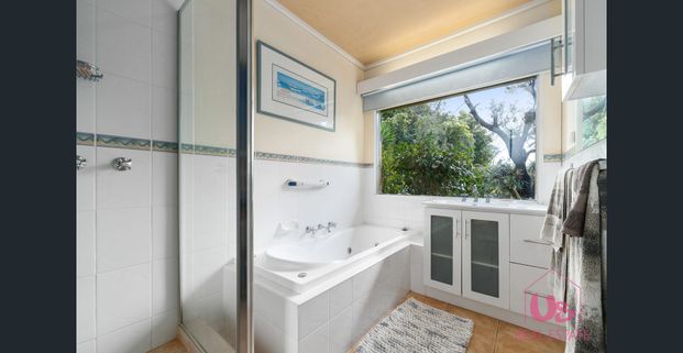 Private Family Retreat with Pool, Space and Serenity - Photo 1