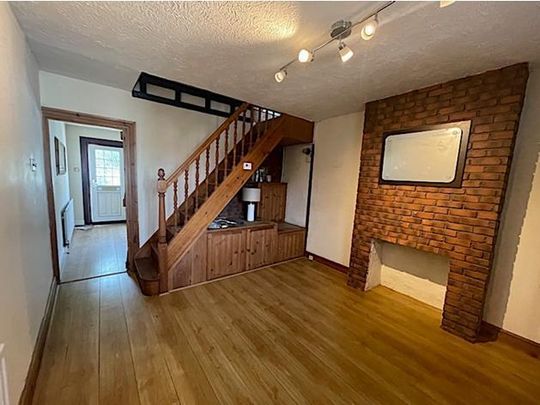 2 bedroom terraced house to rent - Photo 1