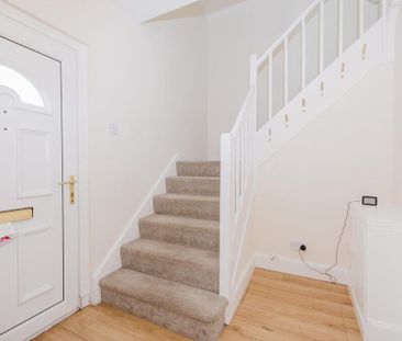 2 bedroom semi-detached house to rent - Photo 6