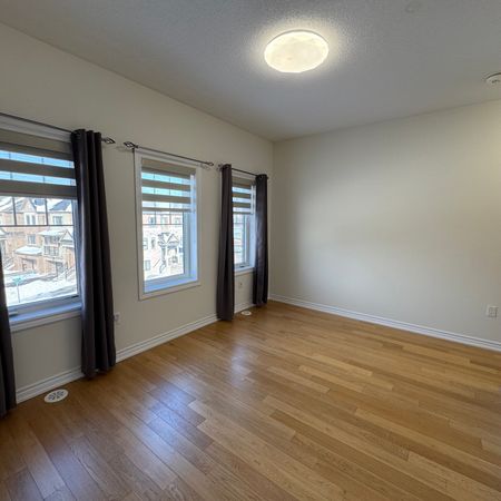 For Lease - 43 George Peach Avenue, Markham, Ontario - Photo 5