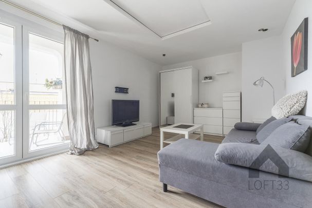 Duże dwupokojowe mieszkanie na Gigancie w Jaworznie do wynajęcia | Spacer 3D - Photo 1