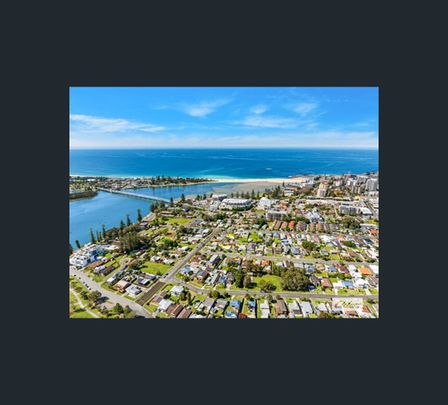 8 Lakeside Parade, The Entrance, NSW 2261 - Photo 1