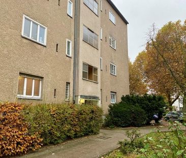 Große Familienwohnung mit Loggia - Photo 2