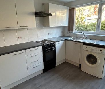 Studio to rent - Photo 6