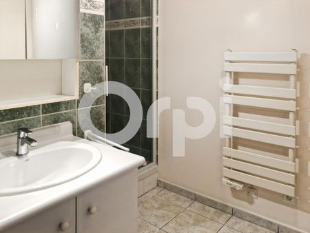 Location Appartement 1 pièce Meublé 30m² LA CHAPELLE EN SERVAL 60520 - Photo 3