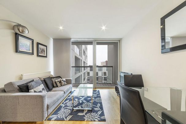 1 bedroom flat to rent - Photo 1