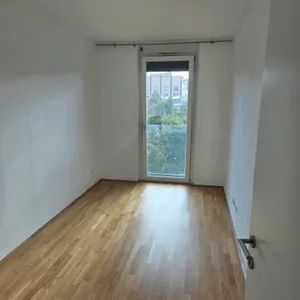 Helle 3 Zimmerwohnung mit Dachpool nahe Ekazent in Simmering - Photo 3