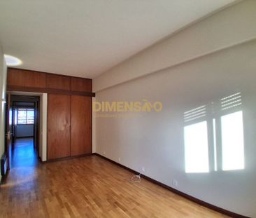 4 bedroom luxury Apartment for rent in Matosinhos, Portugal - Photo 3