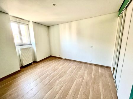 Location Appartement 3 pièces 75m² BRIVE LA GAILLARDE 19100 - Photo 3