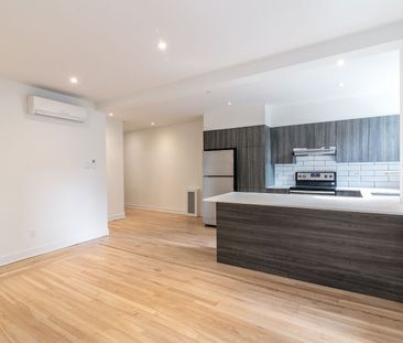 2105 Chomedey Street - Photo 5