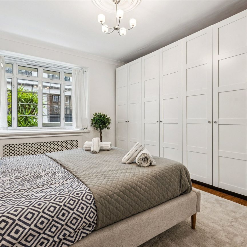 Inverness Terrace, London, W2 flat to rent - Photo 1