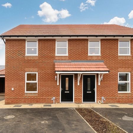 Dragon Way, Sturry, Canterbury, CT2 0HN, Kent - Photo 4