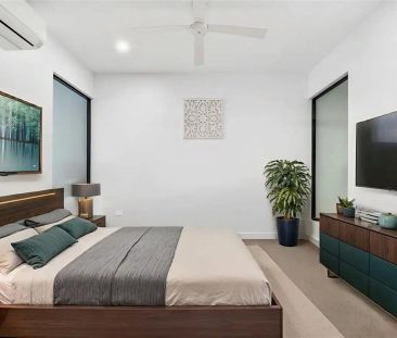 “Fully Furnished 1 Bedroom Luxurious Inner City Living” - Photo 1