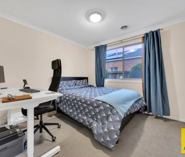 North-East Facing Beauty - Where Style Meets Convenience in Tarneit! - Photo 4