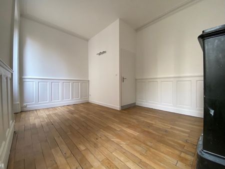 Location Appartement 4 pièces 86m² BESANCON 25000 - Photo 3