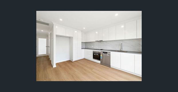 Brand new Granny - Flat / House - Photo 1