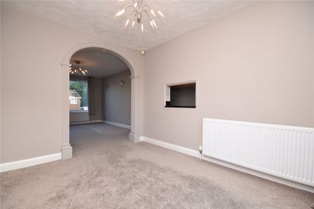 25, Springbank Avenue, Gildersome, Morley, Leeds, LS27 7TR - Photo 2
