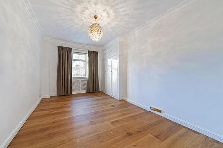 4 bedroom flat to rent - Photo 2