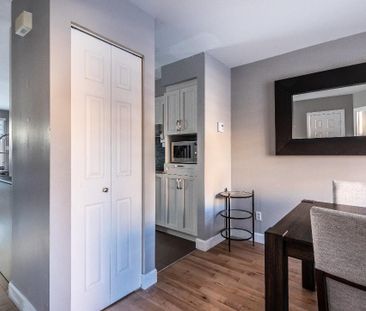 🏡 Rare sur le marché! Maison à LOUER à Ste-Dorothée. Confort et tra... - Photo 2