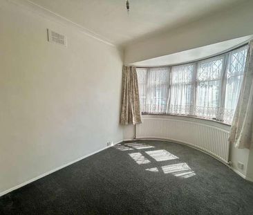 Harold Avenue, Belvedere, DA17 - Photo 3