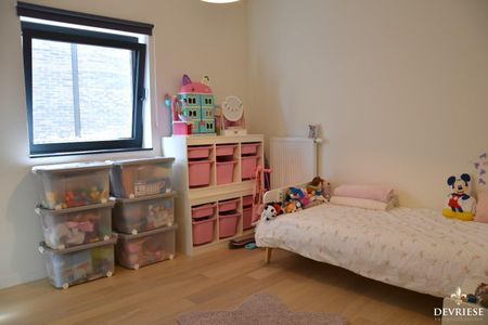 Ruim appartement in Wevelgem met vlotte bereikbaarheid - Photo 5