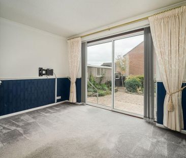 3 bedroom semi-detached house to rent - Photo 4