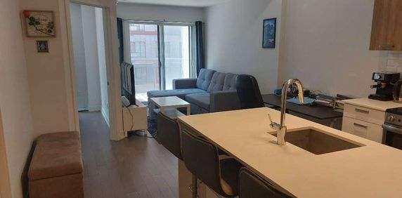 Bel appartement 3½, meublé à louer (1600$/mois) - Photo 2