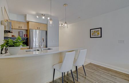 Yonge Street - Photo 5