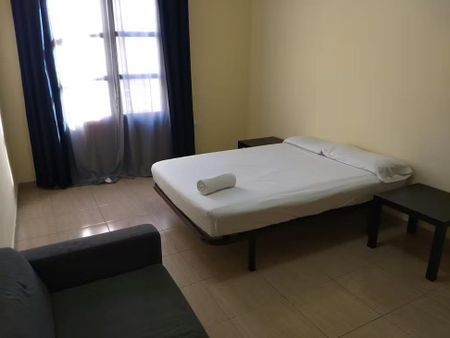 Carrer de Ferran, Barcelona, Catalonia 08002 - Photo 2