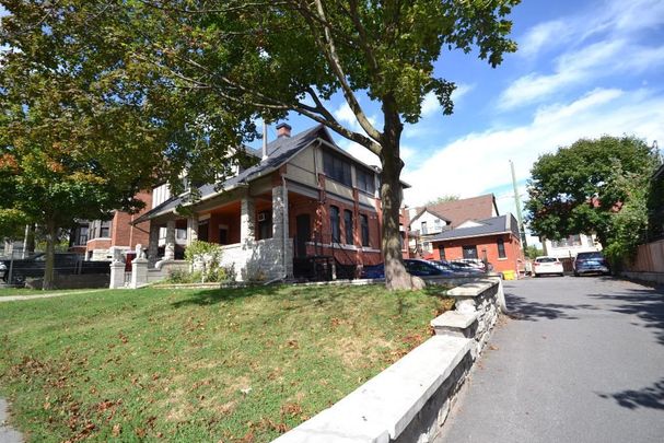 For Lease - 17 Marlborough Avenue Unit# 101, Lower Town - Sandy Hill, Ontario - Photo 1