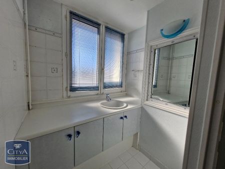 Location Appartement 3 pièces 75m² LE HAVRE 76600 - Photo 4