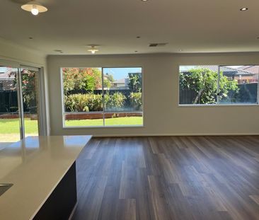 Your Perfect Family Haven on Safari Drive! - Photo 6