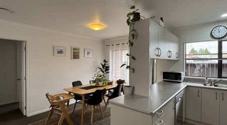 Not Your Average Townhouse - Photo 3