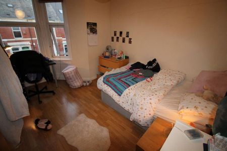 5 bedroom flat to rent - Photo 5