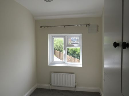 New Cheveley Road, Newmarket - Photo 2