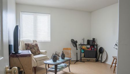 Pheasant Hill Apartments - Photo 3