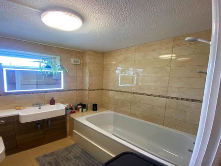 1 bedroom house to rent - Photo 2