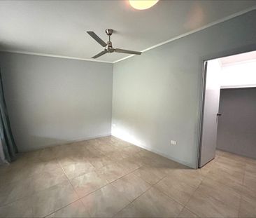 Fantastic Dual Living Opportunity! - Photo 4