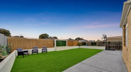 “For Lease - Modern Family Home in a Prime Truganina Location” - Photo 2