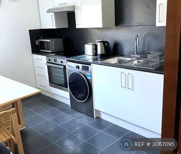 1 bedroom flat to rent - Photo 6