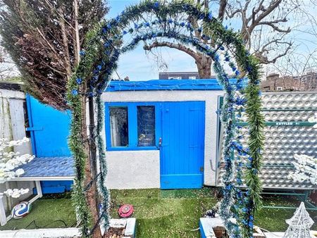 4 bedroom house to rent - Photo 2