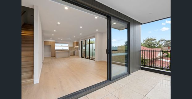 LIKE NEW TOWNHOME IN THE HEART OF ELTHAM VILLAGE SHOPPING CENTRE - Photo 1