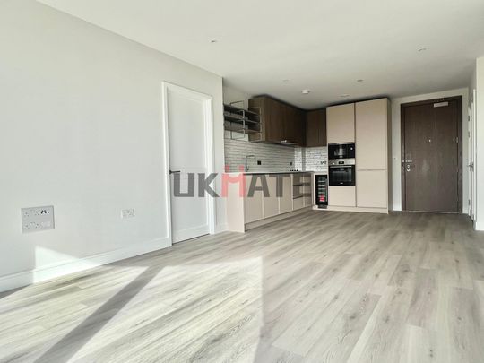 Kidbrooke Village 5 Room 1 - Photo 1