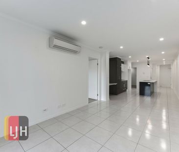 2 BEDROOM UNIT WITH LIFT ACCESS IN EXCELLENT LOCATION - Photo 1