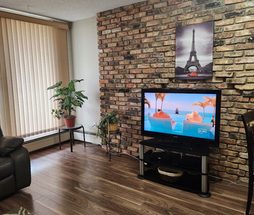 Unit 1410, 4902 - 37 Street, Red Deer AB - Photo 2