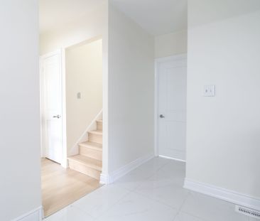 For Lease - 207 BOWMAN Street, Hamilton, Ontario - Photo 4