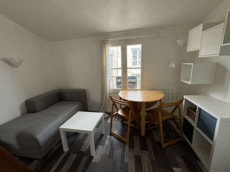 Location Appartement 1 pièce 12m² POITIERS 86000 - Photo 2