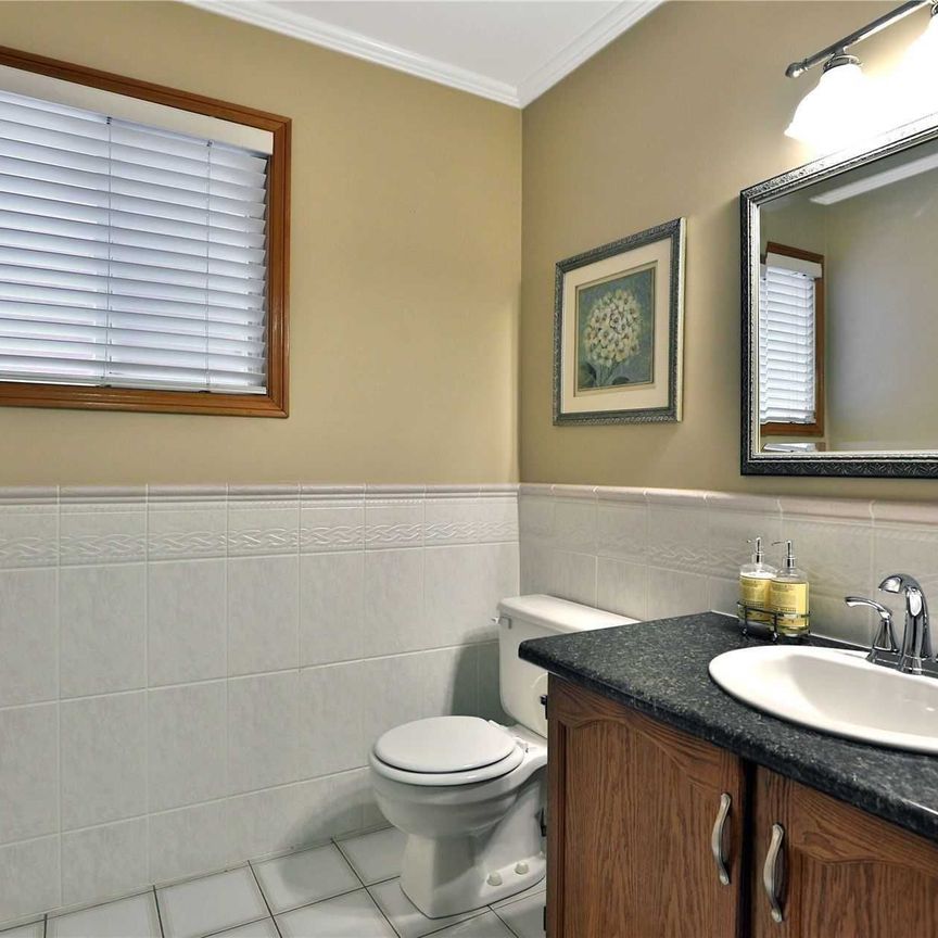 For Lease - 886 Wetherby Lane, Mississauga, Ontario - Photo 1