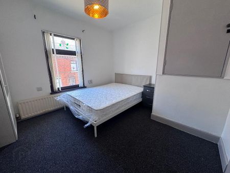 22 Orkney Street, Belfast, BT13 3GR - Photo 5