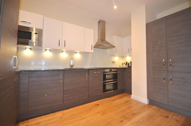 1 bedroom flat - Photo 1